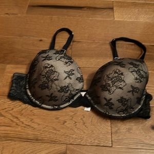 Victoria Secret Biofit unlined full coverage bra